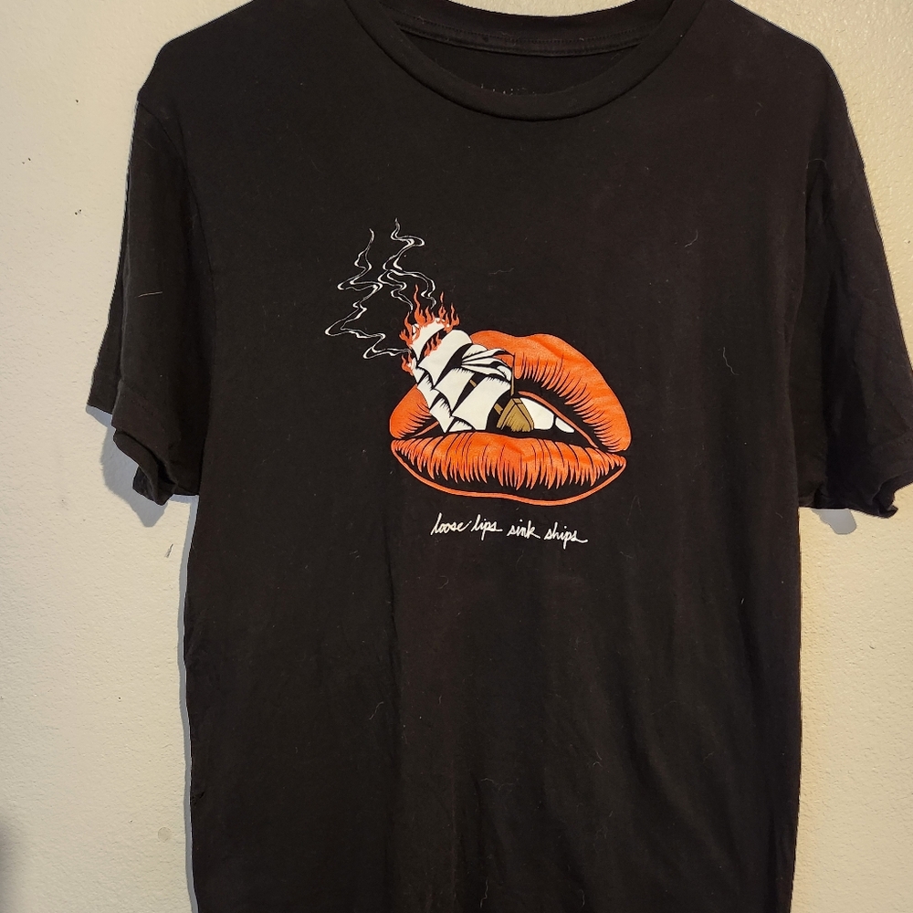 Shirt - Picture 2 of 2